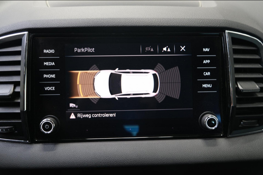 Škoda Karoq 1.0 TSI Business Edition - N.A.P. Airco, Cruise, Navi, Camera