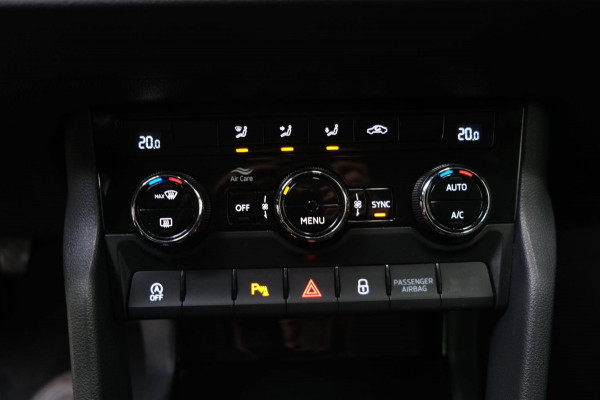 Škoda Karoq 1.0 TSI Business Edition - N.A.P. Airco, Cruise, Navi, Camera