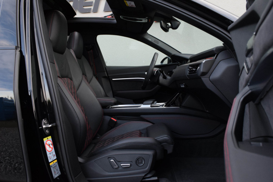 Audi SQ8 Sportback e-tron 370kW / RS design interieur/ Bang & Olufsen Sound System/ Panoramadak/
