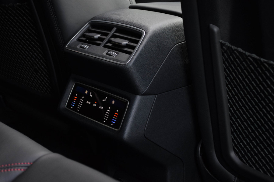 Audi SQ8 Sportback e-tron 370kW / RS design interieur/ Bang & Olufsen Sound System/ Panoramadak/