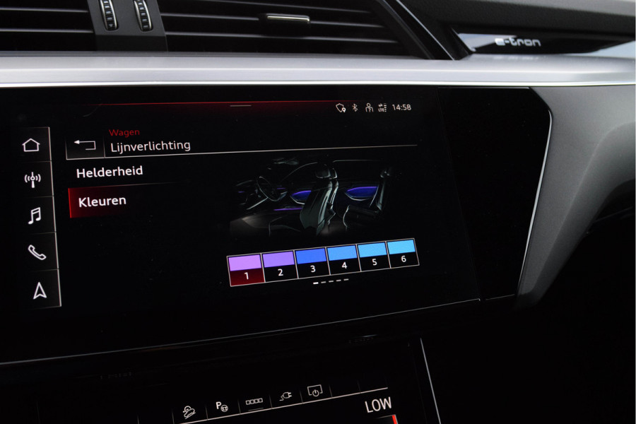 Audi SQ8 Sportback e-tron 370kW / RS design interieur/ Bang & Olufsen Sound System/ Panoramadak/