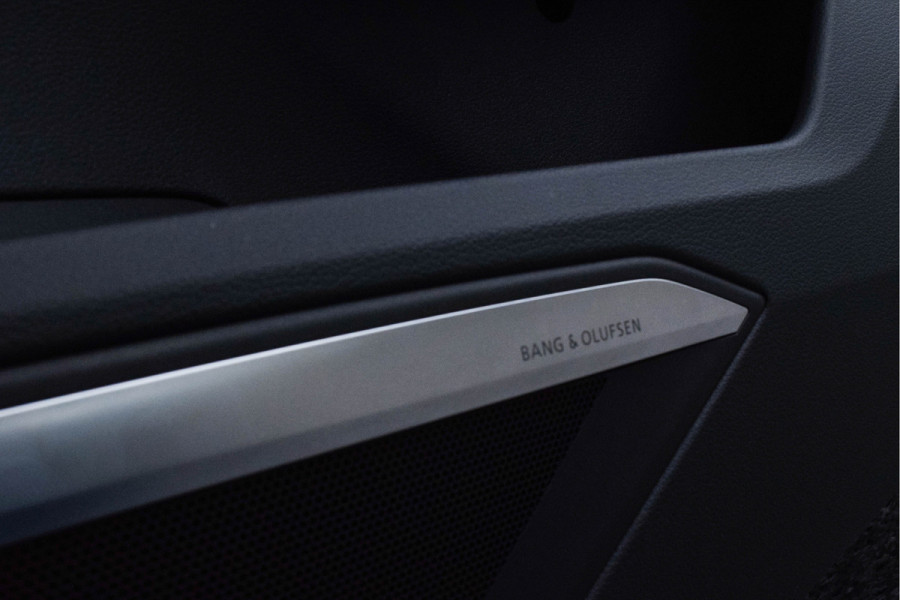 Audi SQ8 Sportback e-tron 370kW / RS design interieur/ Bang & Olufsen Sound System/ Panoramadak/