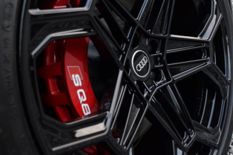 Audi SQ8 Sportback e-tron 370kW / RS design interieur/ Bang & Olufsen Sound System/ Panoramadak/