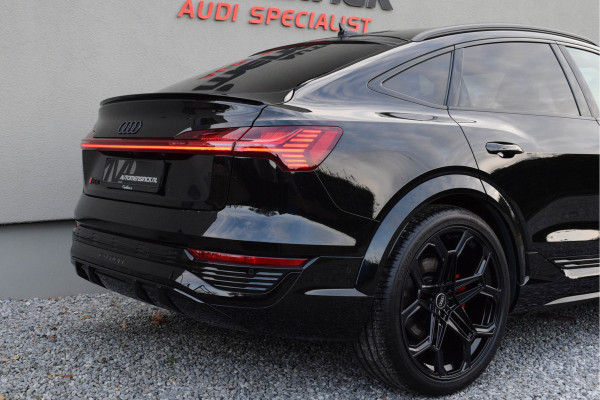 Audi SQ8 Sportback e-tron 370kW / RS design interieur/ Bang & Olufsen Sound System/ Panoramadak/