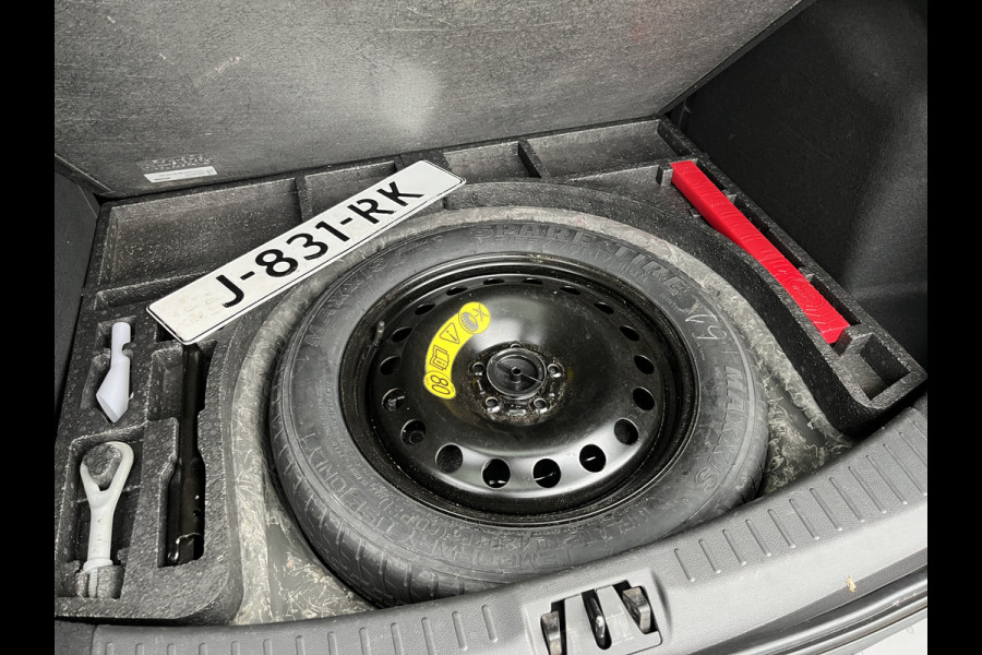 Ford Kuga 1.5 EcoBoost ST Line 150pk/110kW 6-bak | E-Trekhaak | Bi-Xenon | Dodehoek | Camera |