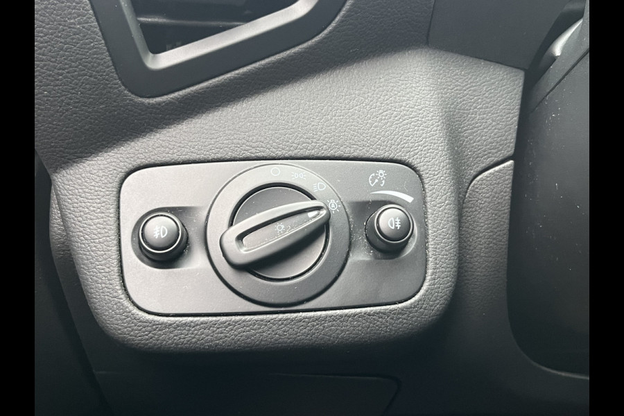 Ford Kuga 1.5 EcoBoost ST Line 150pk/110kW 6-bak | E-Trekhaak | Bi-Xenon | Dodehoek | Camera |