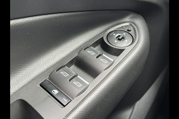 Ford Kuga 1.5 EcoBoost ST Line 150pk/110kW 6-bak | E-Trekhaak | Bi-Xenon | Dodehoek | Camera |