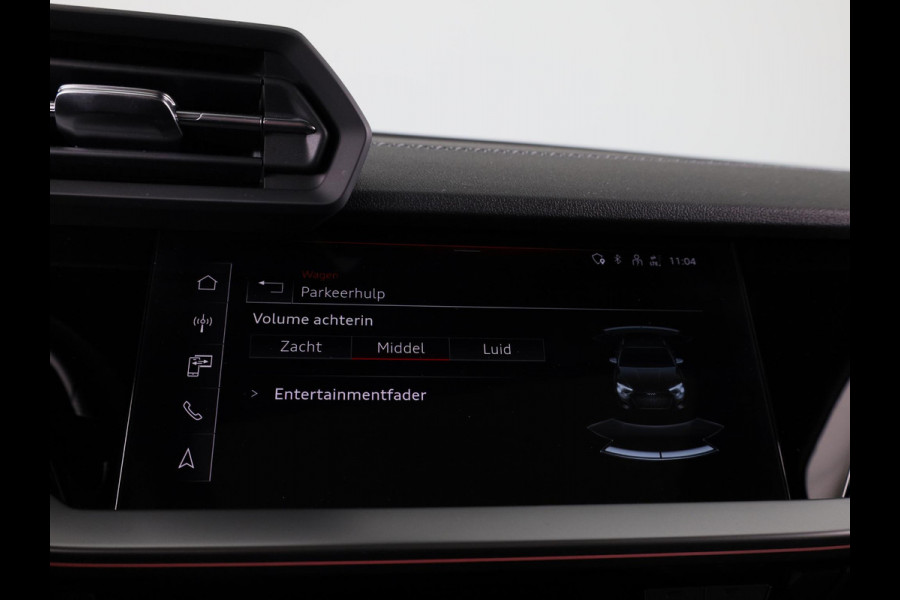 Audi A3 Sportback 35 TFSI S edition 150pk| Panoramadak | 18 inch Lichtmetalen velgen | Apple carplay-/ Android auto | Stoelverwarming