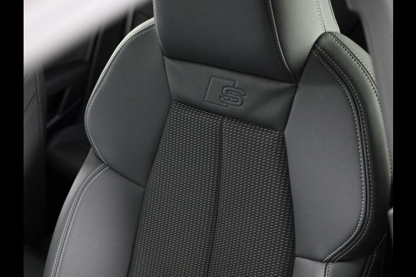 Audi A3 Sportback 35 TFSI S edition 150pk| Panoramadak | 18 inch Lichtmetalen velgen | Apple carplay-/ Android auto | Stoelverwarming