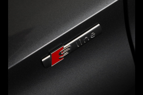 Audi A3 Sportback 35 TFSI S edition 150pk| Panoramadak | 18 inch Lichtmetalen velgen | Apple carplay-/ Android auto | Stoelverwarming