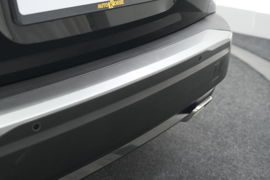 Peugeot 2008 PureTech 130 EAT8 Active | Parkeersensoren | Navigatie | Apple Carplay