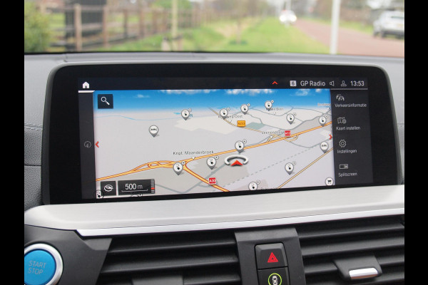 BMW iX3 High Executive 80 kWh | Panoramadak | 360 Camera | Trekhaak | Sfeerverlichting | Head-Up Display | Harman Kardon |