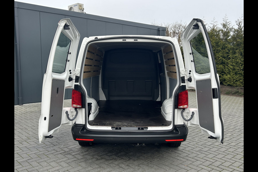 Volkswagen Transporter 2.0 TDI 111 PK / 1e EIG. / 48.372 KM !! / AIRCO / CRUISE / APPLE CARPLAY / 3-ZITS / PDC