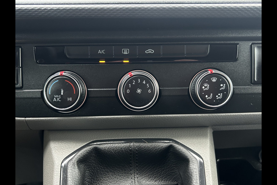 Volkswagen Transporter 2.0 TDI 111 PK / 1e EIG. / 48.372 KM !! / AIRCO / CRUISE / APPLE CARPLAY / 3-ZITS / PDC