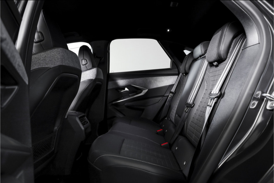 Peugeot 3008 1.2 Hybrid 145 GT | Dig. Cockpit | Adapt. Cruise | Stoel-+stuurverw. | PDC | Camera | NAV+App. Connect | ECC | 19" LM | 0546