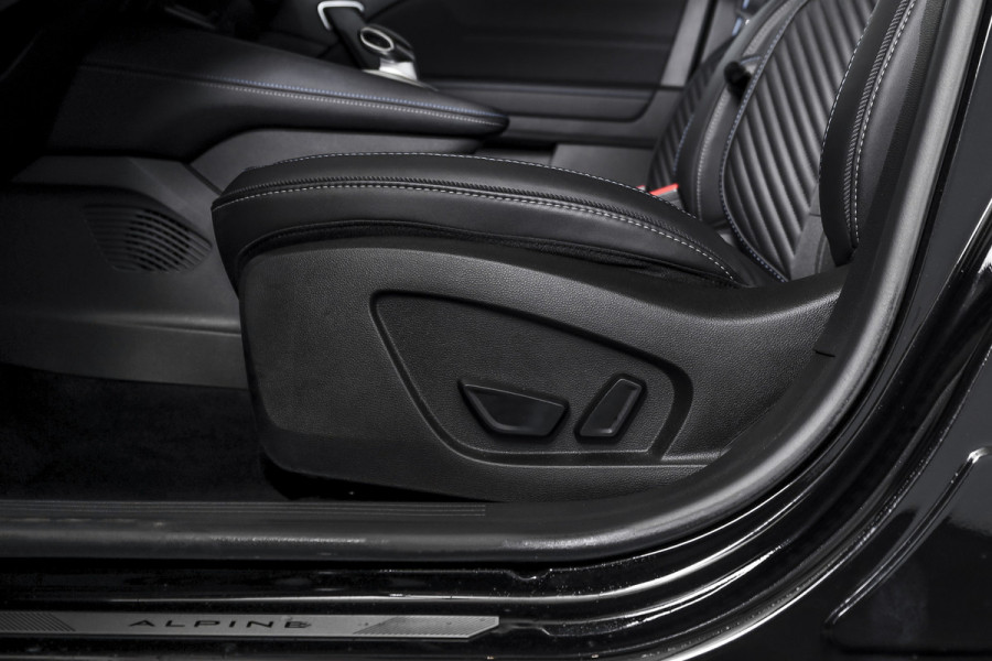 Renault Captur 1.3 mild hybrid 160 esprit Alpine - Automaat | S/K-Panodak | Dig. Cockpit | Adapt. Cruise | Stoel-+Stuurverw. | PDC | Camera | NAV + App. Connect | ECC | LM 19" | 4260