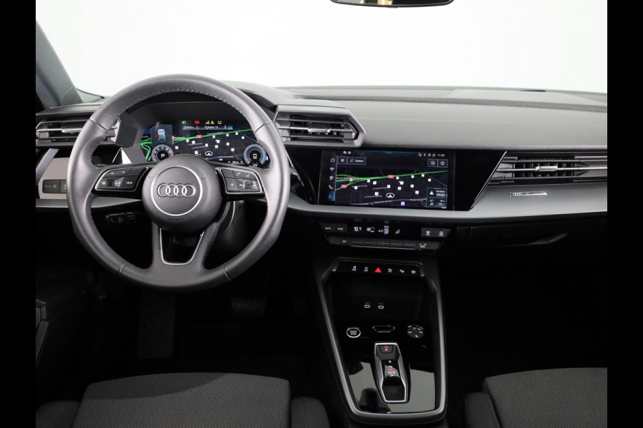 Audi A3 Sportback 35 TFSI Advanced edition 150 pk S-tronic | Verlengde garantie | Navigatie | Parkeersensoren (Park assist) | Achteruitrijcamera | Adaptieve cruise control |