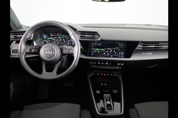 Audi A3 Sportback 35 TFSI Advanced edition 150 pk S-tronic | Verlengde garantie | Navigatie | Parkeersensoren (Park assist) | Achteruitrijcamera | Adaptieve cruise control |