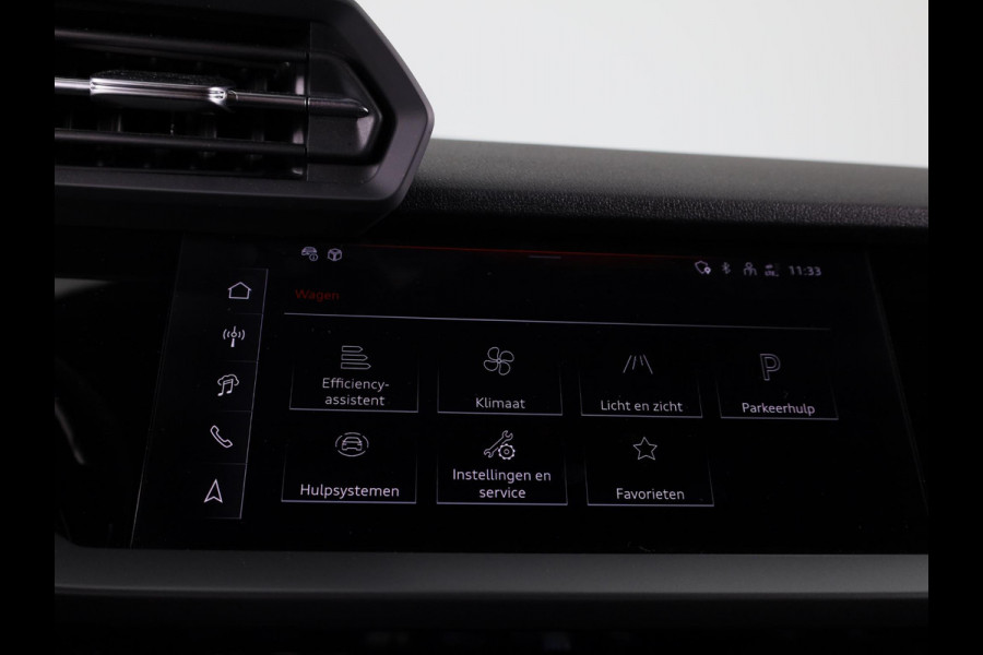 Audi A3 Sportback 35 TFSI Advanced edition 150 pk S-tronic | Verlengde garantie | Navigatie | Parkeersensoren (Park assist) | Achteruitrijcamera | Adaptieve cruise control |