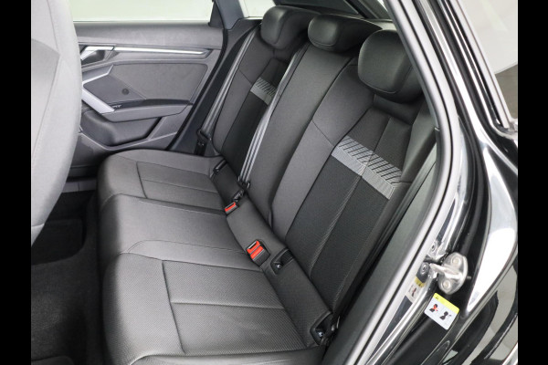 Audi A3 Sportback 35 TFSI Advanced edition 150 pk S-tronic | Verlengde garantie | Navigatie | Parkeersensoren (Park assist) | Achteruitrijcamera | Adaptieve cruise control |