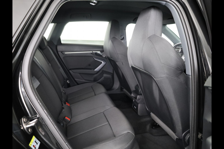 Audi A3 Sportback 35 TFSI Advanced edition 150 pk S-tronic | Verlengde garantie | Navigatie | Parkeersensoren (Park assist) | Achteruitrijcamera | Adaptieve cruise control |