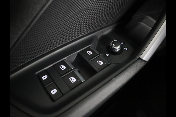 Audi A3 Sportback 35 TFSI Advanced edition 150 pk S-tronic | Verlengde garantie | Navigatie | Parkeersensoren (Park assist) | Achteruitrijcamera | Adaptieve cruise control |