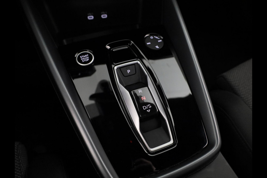 Audi A3 Sportback 35 TFSI Advanced edition 150 pk S-tronic | Verlengde garantie | Navigatie | Parkeersensoren (Park assist) | Achteruitrijcamera | Adaptieve cruise control |