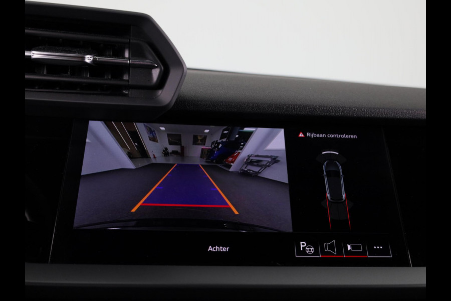 Audi A3 Sportback 35 TFSI Advanced edition 150 pk S-tronic | Verlengde garantie | Navigatie | Parkeersensoren (Park assist) | Achteruitrijcamera | Adaptieve cruise control |