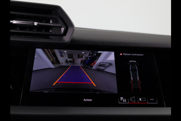 Audi A3 Sportback 35 TFSI Advanced edition 150 pk S-tronic | Verlengde garantie | Navigatie | Parkeersensoren (Park assist) | Achteruitrijcamera | Adaptieve cruise control |