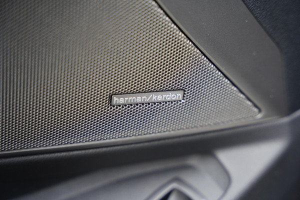 BMW 3-serie M 3 X-Drive Competition Individual Carbon NL-Auto 1e Eigenaar