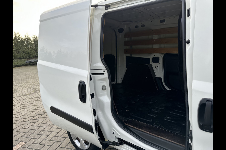 Opel Combo 1.3 CDTi 96 PK EURO 6 / L1H1 / AIRCO / SCHUIFDEUR / 107.709 KM / ELEK. RAMEN