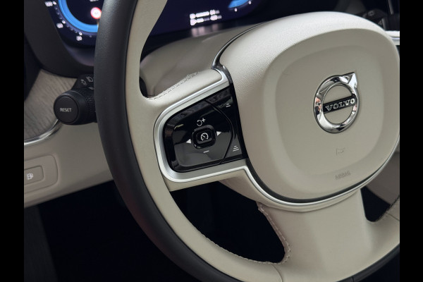 Volvo XC60 2.0 T6 350 PK CREME.LEER PHEV SCHUIFDAK AWD ULTRA BRIGHT LONG RANGE PANO HARMAN/KARDON HEADUP ELEK.KLEP phev . panorama pano