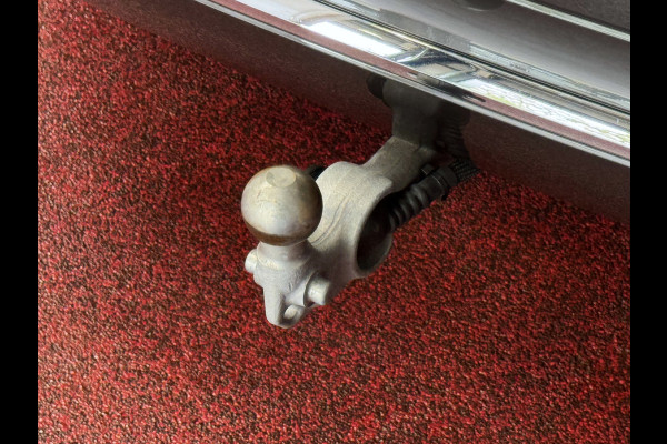 Volvo XC60 2.0 T6 350 PK CREME.LEER PHEV SCHUIFDAK AWD ULTRA BRIGHT LONG RANGE PANO HARMAN/KARDON HEADUP ELEK.KLEP phev . panorama pano