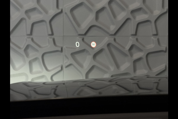 Volvo XC60 2.0 T6 350 PK CREME.LEER PHEV SCHUIFDAK AWD ULTRA BRIGHT LONG RANGE PANO HARMAN/KARDON HEADUP ELEK.KLEP phev . panorama pano