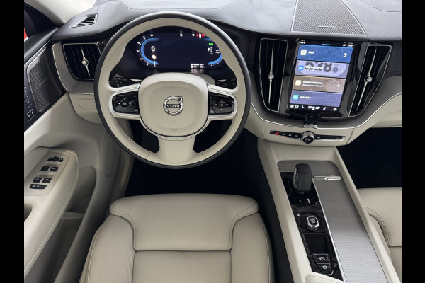 Volvo XC60 2.0 T6 350 PK CREME.LEER PHEV SCHUIFDAK AWD ULTRA BRIGHT LONG RANGE PANO HARMAN/KARDON HEADUP ELEK.KLEP phev . panorama pano