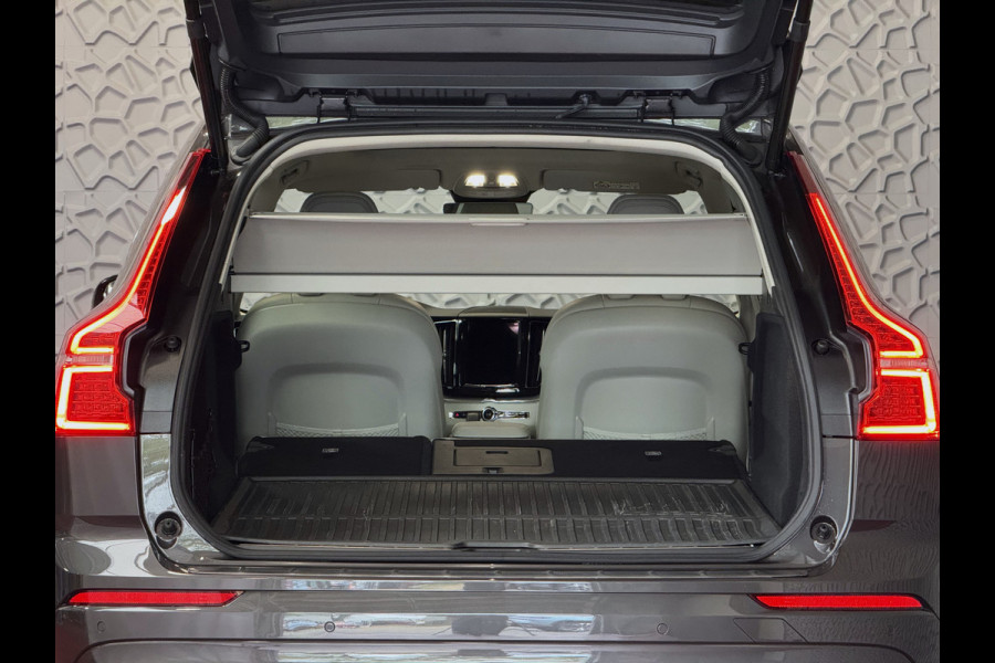 Volvo XC60 2.0 T6 350 PK CREME.LEER PHEV SCHUIFDAK AWD ULTRA BRIGHT LONG RANGE PANO HARMAN/KARDON HEADUP ELEK.KLEP phev . panorama pano