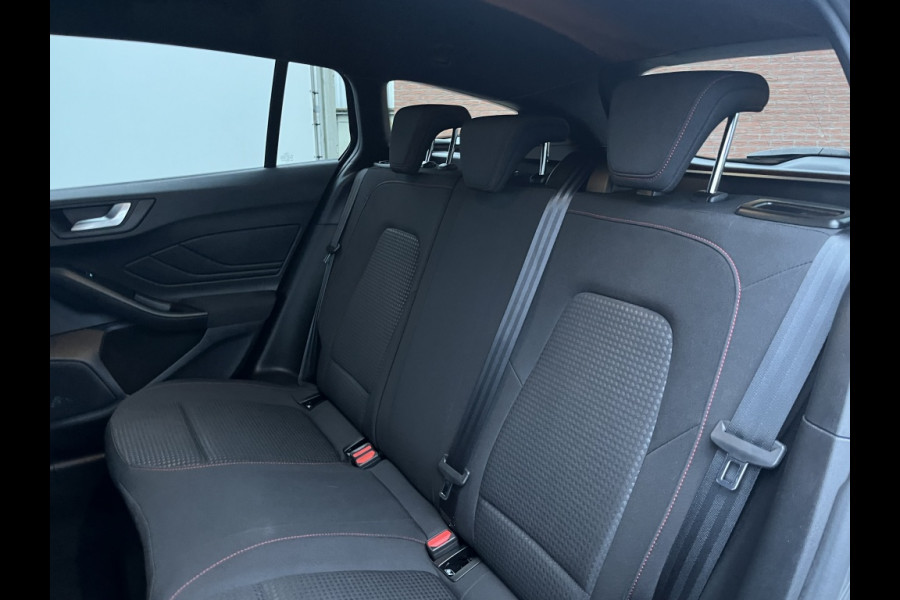 Ford FOCUS Wagon 155pk EBH ST L. XBns WINTERPACK/CAMERA/ADAPTIVE C.C. etc