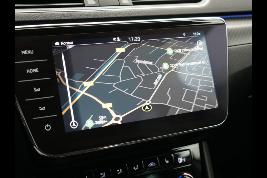 Škoda Superb Combi 1.4 TSI iV Sportline Dealer O.H PHEV | Adaptive Cruise | Alcantara Sportstoelen Memory & Verwarmd | Apple Carplay | Sfeerverlichting | Keyless | Blis | Camera | Virtual | Navigatie | DAB |