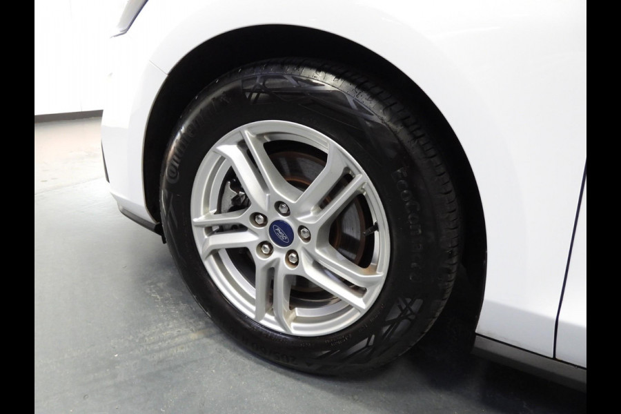 Ford FOCUS Wagon 1.0 EcoBoost Trend Business NAVI/TREKH/LED/PDC/16"LMV!