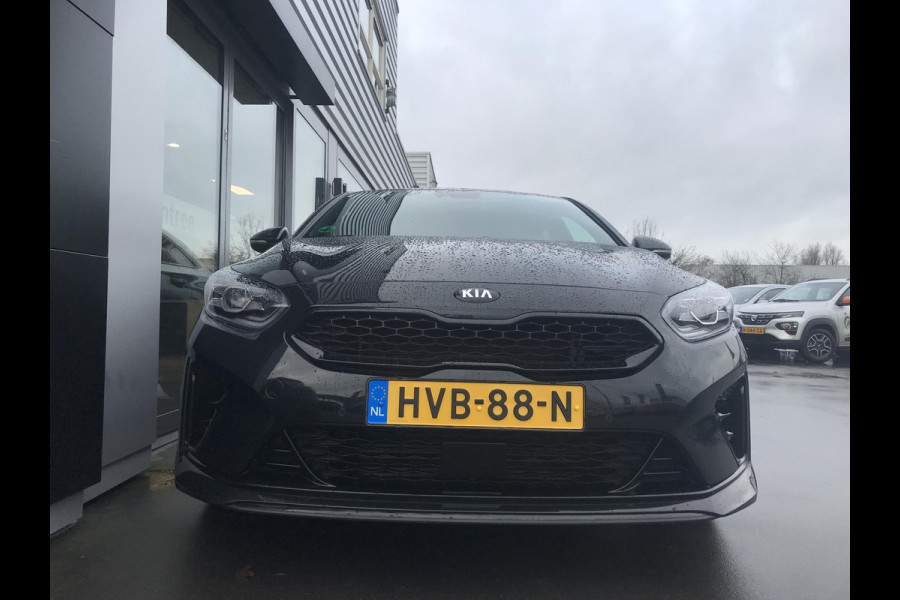 Kia ProCeed 1.6 T-GDi GT Automaat 204PK Black Edition