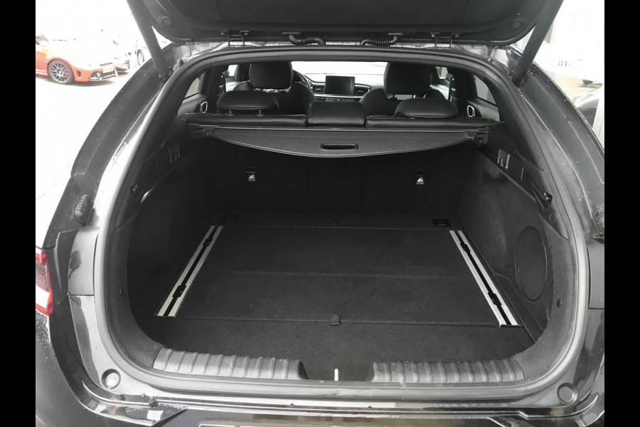 Kia ProCeed 1.6 T-GDi GT Automaat 204PK Black Edition