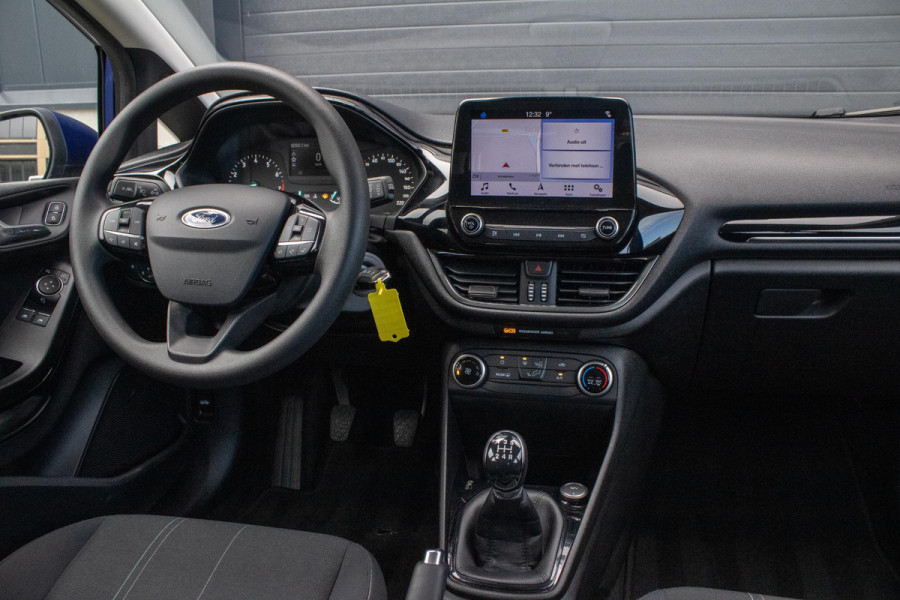 Ford Fiesta 1.1 Trend Carplay Lane assist NAP