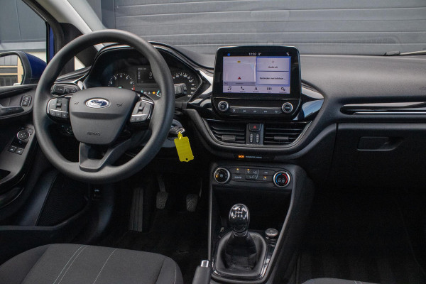 Ford Fiesta 1.1 Trend Carplay Lane assist NAP