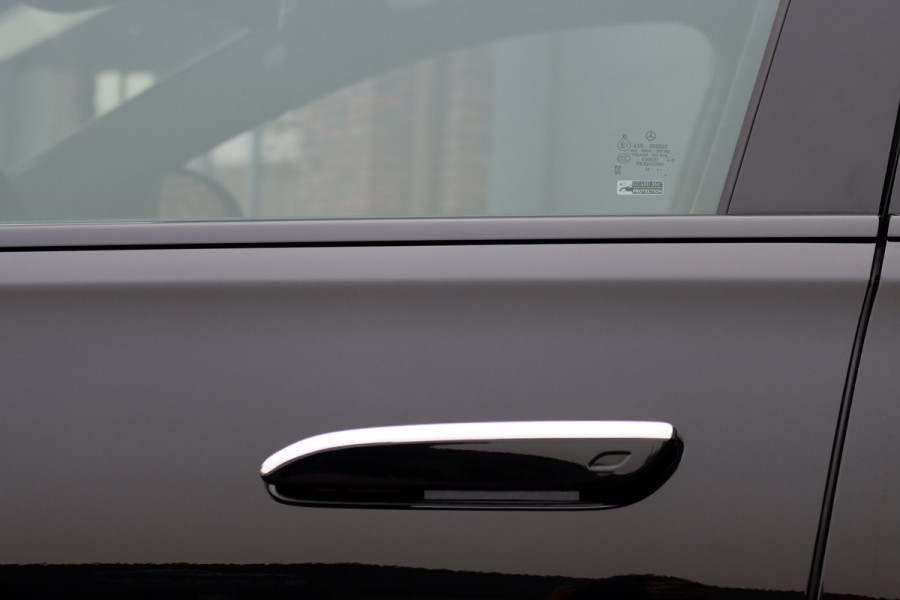 Mercedes-Benz S-Klasse 580 e 4MATIC Lang AMG Line | Airmatic | Distronic+ | Chauffeurspakket | Memory | Stoelventilatie V+A | Burmester | Soft-Close | Digital Light | Vlakkenverwarming | HUD | Zonweringspakket |