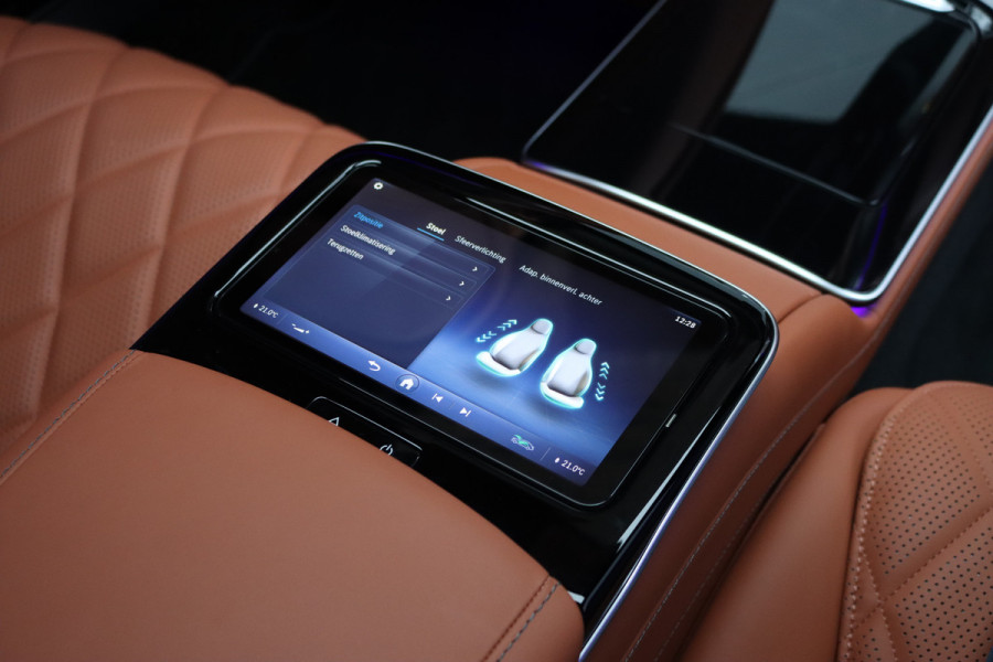 Mercedes-Benz S-Klasse 580 e 4MATIC Lang AMG Line | Airmatic | Distronic+ | Chauffeurspakket | Memory | Stoelventilatie V+A | Burmester | Soft-Close | Digital Light | Vlakkenverwarming | HUD | Zonweringspakket |