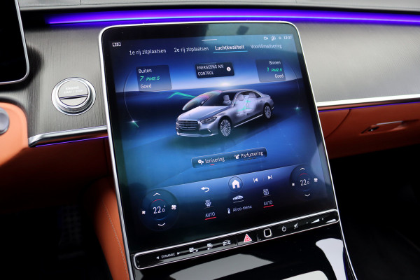 Mercedes-Benz S-Klasse 580 e 4MATIC Lang AMG Line | Airmatic | Distronic+ | Chauffeurspakket | Memory | Stoelventilatie V+A | Burmester | Soft-Close | Digital Light | Vlakkenverwarming | HUD | Zonweringspakket |