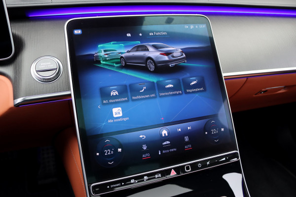 Mercedes-Benz S-Klasse 580 e 4MATIC Lang AMG Line | Airmatic | Distronic+ | Chauffeurspakket | Memory | Stoelventilatie V+A | Burmester | Soft-Close | Digital Light | Vlakkenverwarming | HUD | Zonweringspakket |