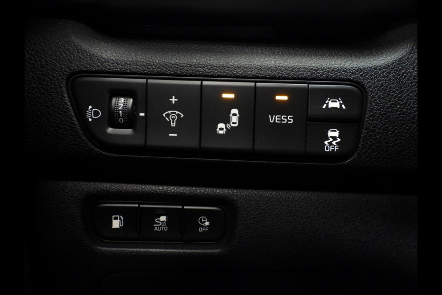 Kia Niro 1.6 GDi PHEV Plug-In DynamicPlusLine NAVI/CAMERA/LED/TREKH/JBL/16"LMV!