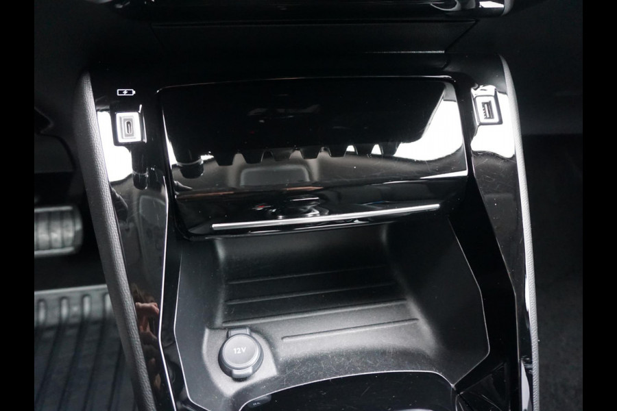 Peugeot e-2008 EV Allure Pack 50 kWh SOH 93,7%