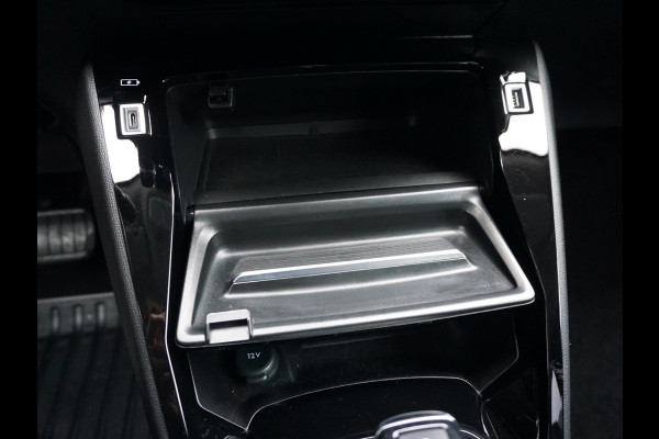 Peugeot e-2008 EV Allure Pack 50 kWh SOH 93,7%